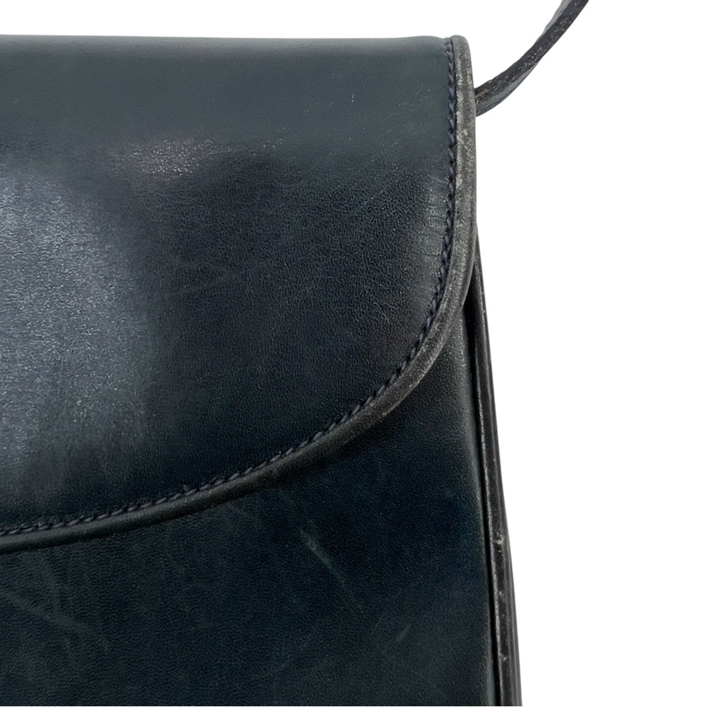 GUCCI Authenticated Vintage Black Interlocking G Leather Crossbody Bag - Picture 10 of 16